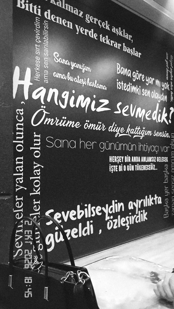Laxrauvv's tweet photo. Ömrüme ömür diye kattığım sensin... https://t.co/JazIaArBuV