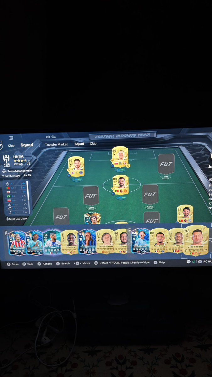 HAMZK66's tweet photo. @OS__FUT نصايحك وعندي ٧٩٠ توكن غالري و ٢٠٠ الف https://t.co/ZVxO1fOdpZ
