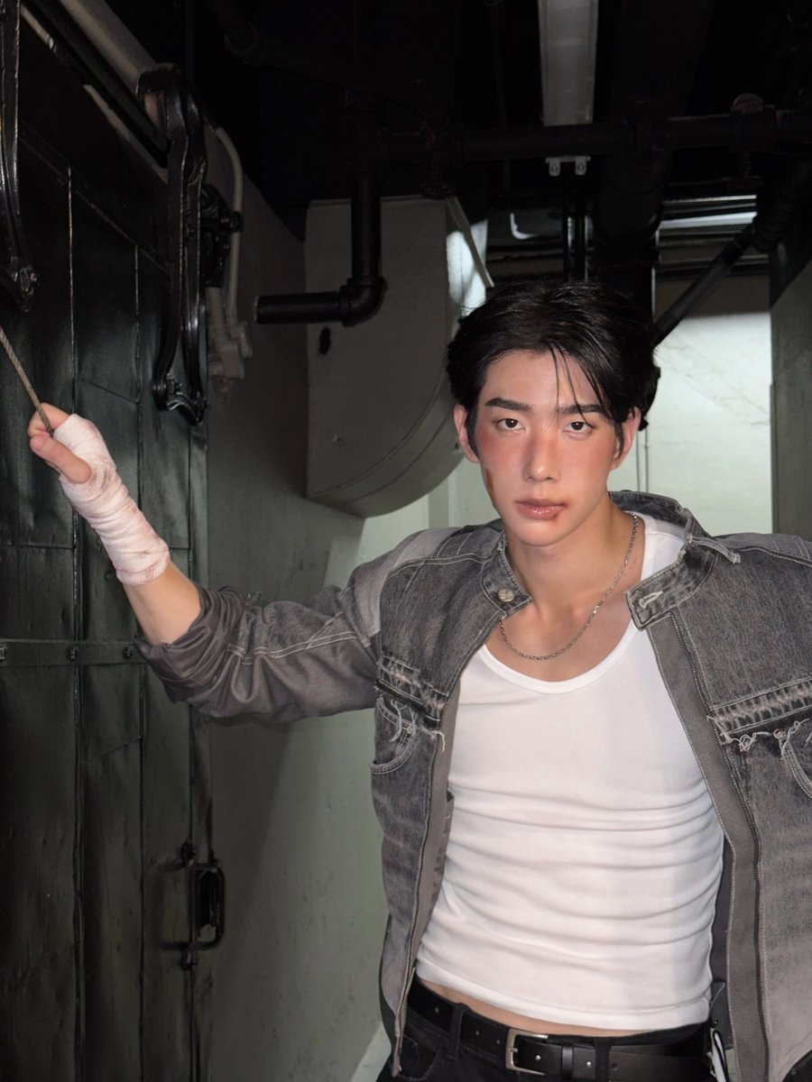 PortalONEPACT's tweet photo. 📸 | Atualização no perfil pessoal de Jongwoo no instagram

@ / belllrain 
"LA"

#ONEPACT #Jongwoo #YoonJongwoo https://t.co/wVGxtzXkr8