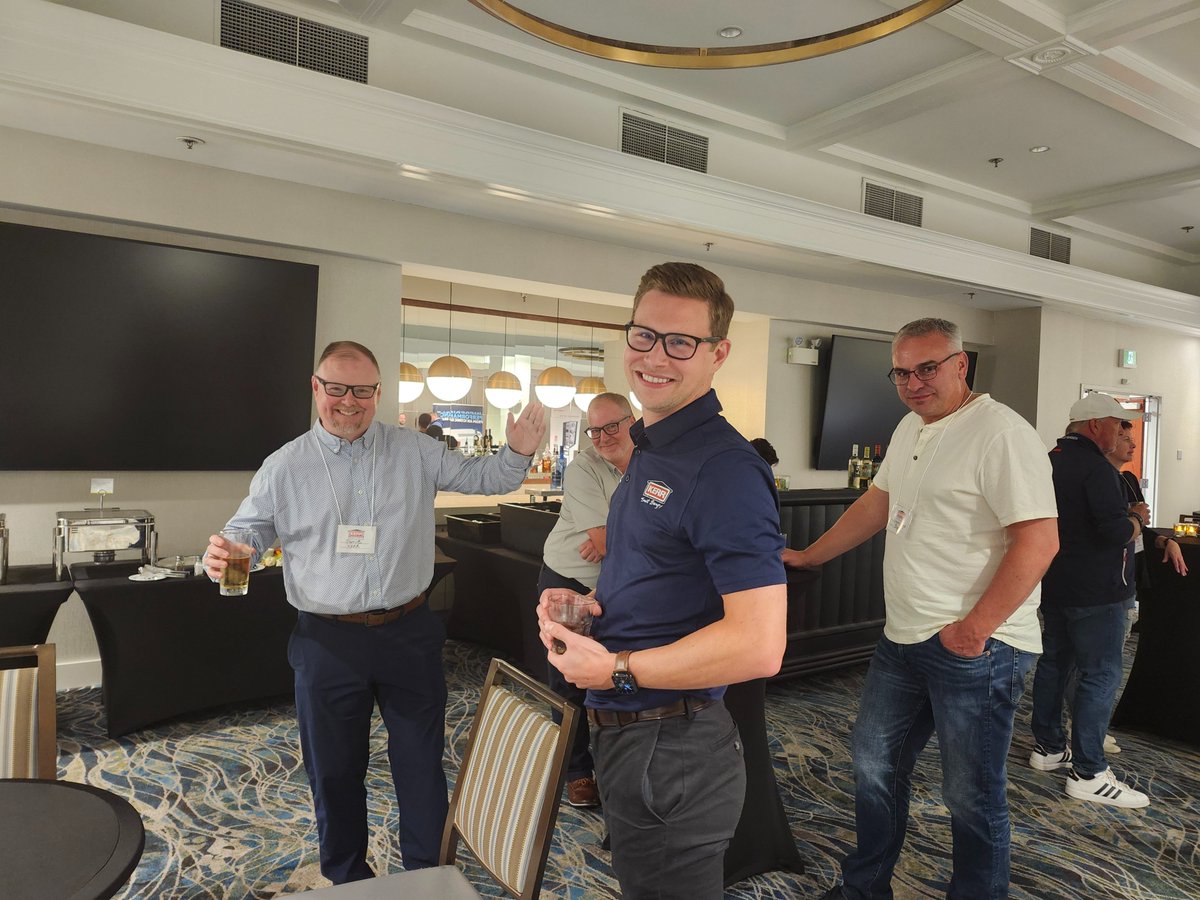KerrSmartEnergy's tweet photo. This week we hosted our first Kerr Applied Connections event. We’re thrilled to have brought together a diverse group of professionals from the commercial HVAC industry to learn from the Kerr Applied team, our vendors, and each other.

Thank you to all our sponsors. https://t.co/zDVBuMW7Ug