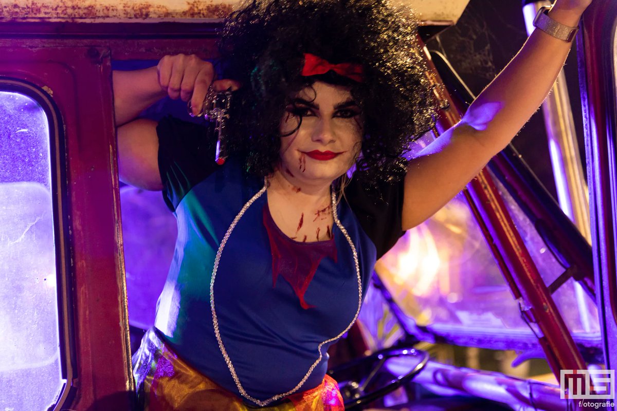 halloweenstrien's tweet photo. We hebben er inmiddels weer wat huisadressen bij voor Halloween Strijen (totaal 17 stuks) en wil je ook meedoen? Meld je dan nu aan via https://t.co/y9BqBtk986 #strijen #halloween #halloweenstrijen https://t.co/OqVushAfa3