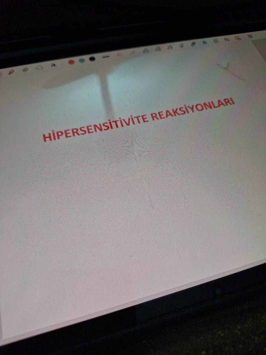 Mayuhra0's tweet photo. 3 yıldır itina ile öğrenmiyorum Allahın izniyle öğrenmeden de mezun olucam https://t.co/sSLE6BMnar