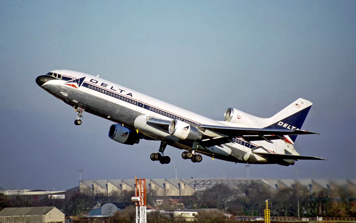 n194at's tweet photo. Delta Air Lines 
Lockheed L-1011-500 N766DA Line #207
MAN/EGCC Manchester Airport
Photo credit Harry Tranter
#AvGeek #Airline #Aviation #AvGeeks #Lockheed #L1011 #TriStar #DeltaAirlines #Manchester #MAN @manairport @Delta 🇺🇸 https://t.co/OMK7CPnVYD