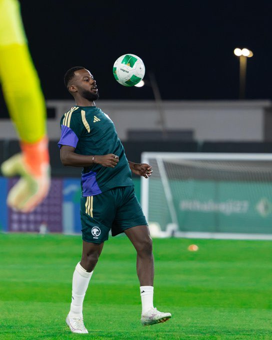 MnbrAlhilal's tweet photo. حسّان تمبكتي جاهزًا لمواجهة قطر 💚🥶 https://t.co/VqcS0L7esL