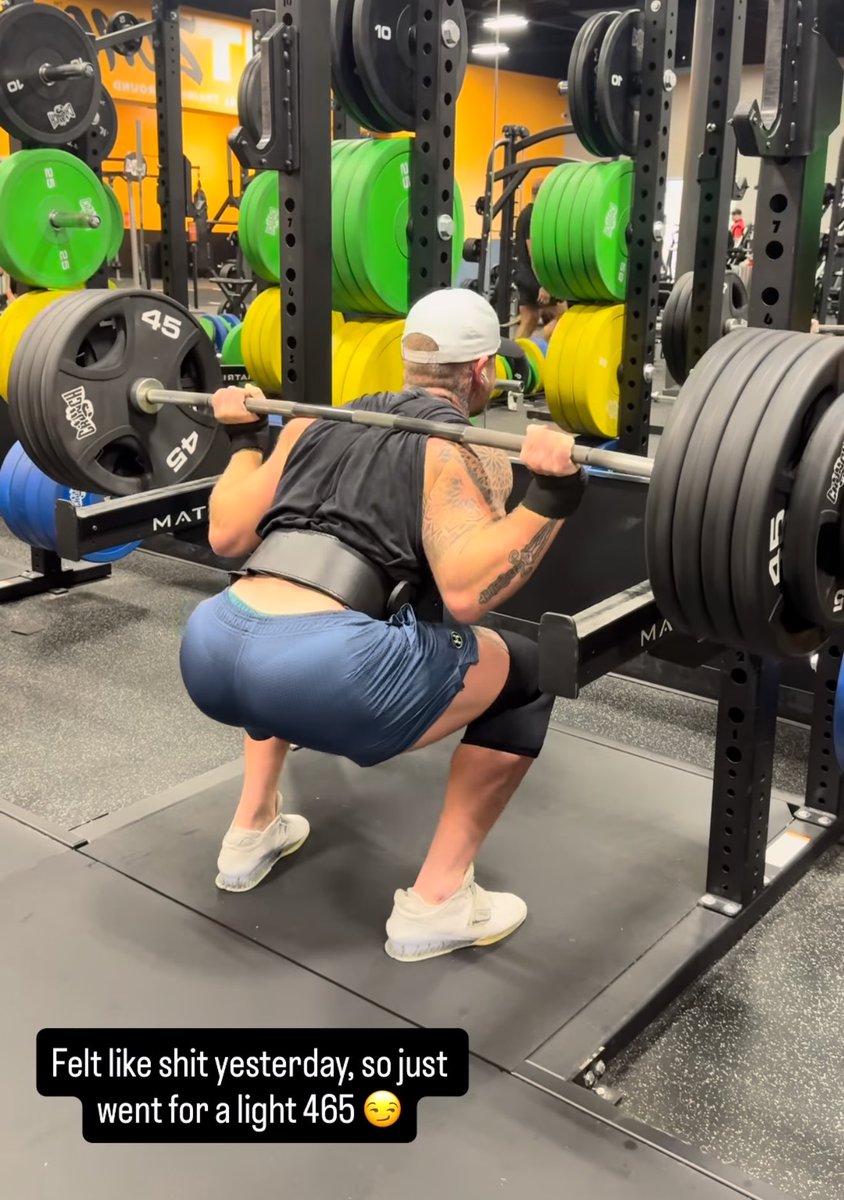 ostentatiousire's tweet photo. Gym bruh.😏 https://t.co/FEnEtrIOjQ