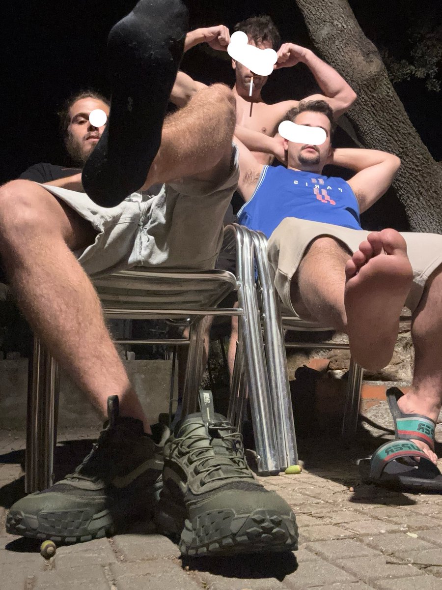 CashMasterDieg0's tweet photo. Three masters under one roof tonight 👀

@cashmasterbrun0 is here, @LMasterss86179 is back, and somehow we’ve ended up spending the whole night together 😏

Triple sessions, three different personalities and a lot more pressure than usual 👣🔥 If you’ve ever wondered what it’s like to face three masters at once, tonight might be your opportunity

We’ll be around for hours, so don’t stay hidden in the background… come make yourself known😈💸

#findom #maledom #domlife #dominant #feet #malefeet #footfetish #triplemasters #sessions