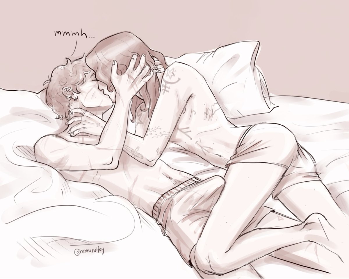 remuswifey's tweet photo. starting #kinktober off sweet and slow 🤭

oct 2: first time

@wolfstarkinktbr #wolfstarkinktober26 https://t.co/kJnDtU6u8k