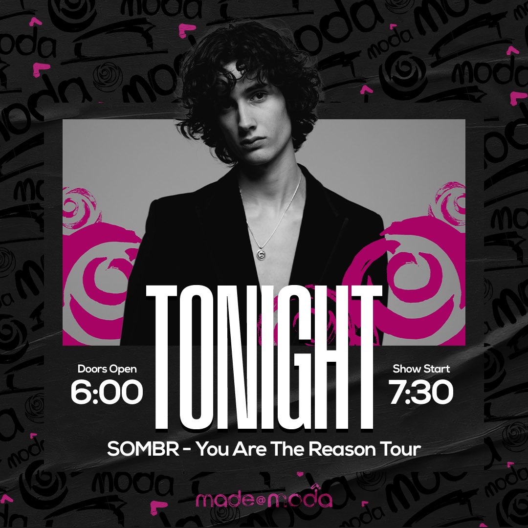 ModaCenter's tweet photo. 🫵 TONIGHT 🫵 

sombr is the reason YOU 🫵 are coming to Moda Center tonight!

🚪: 6:00 PM

🎤: 7:30 PM

KBYG: https://t.co/KdarPIzXx5 https://t.co/GzK79UqRBN