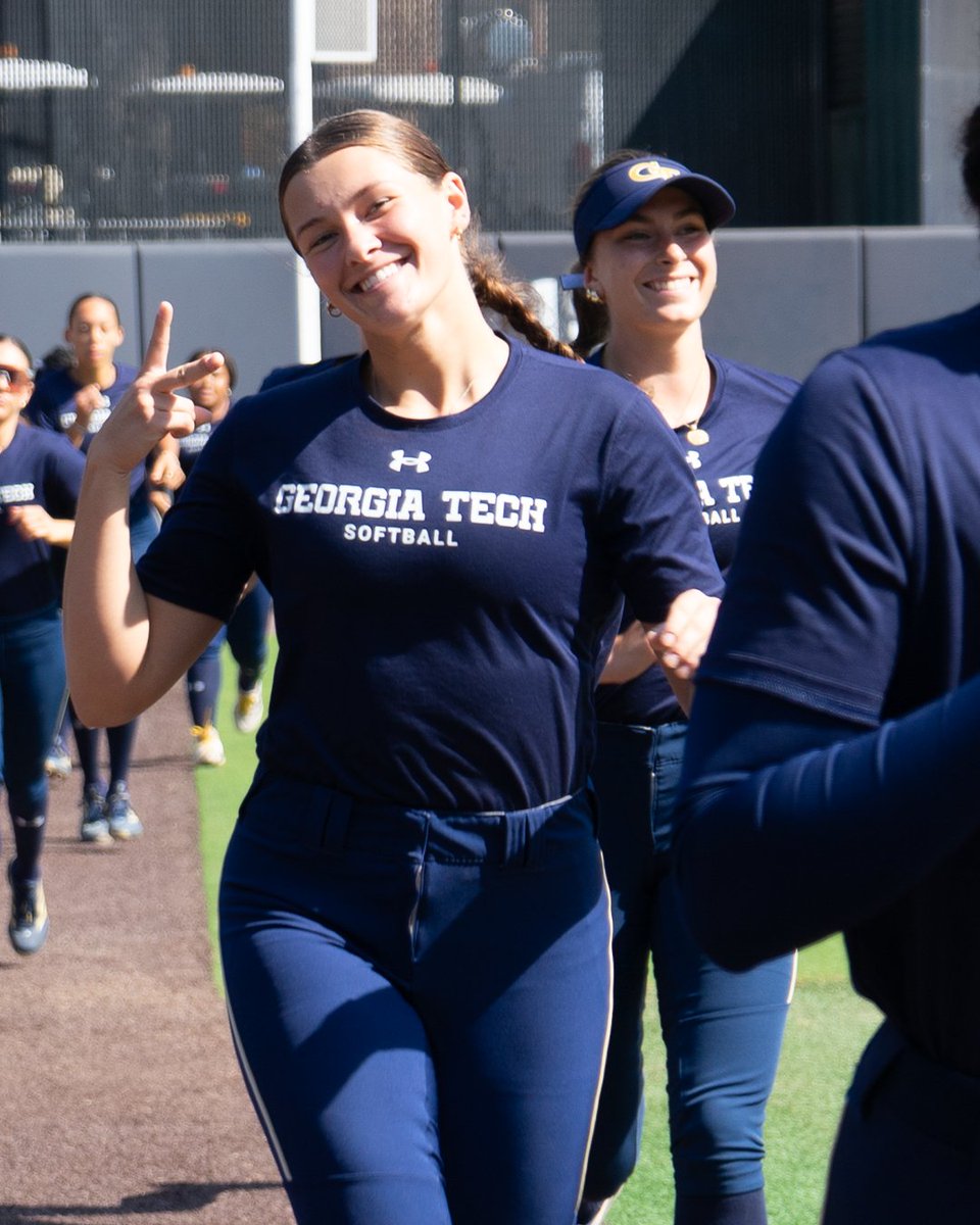 GaTechSoftball's tweet photo. Laying the foundation 👷‍♀️

After a record number of sold out games on The Flats last season, secure your 2027 season tickets while they're still available ⤵️
🎫 https://t.co/JQvFcXLFVl

#StingEm 🐝 https://t.co/dQbuoXsl40