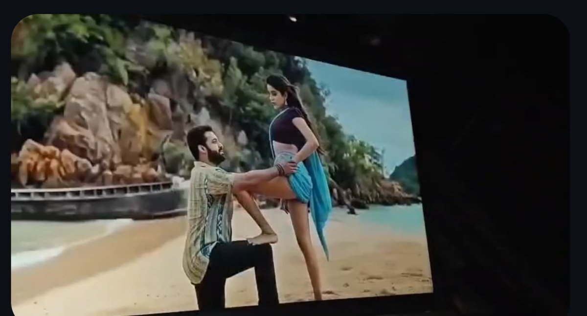 pavanx_18's tweet photo. Ala yela chesar raa 🤧😳

#Chuttamalle #ntr #devara https://t.co/lg7GGMDE8B