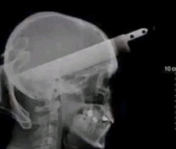 llauu2_'s tweet photo. proximo piercing https://t.co/tW17QSYkyZ