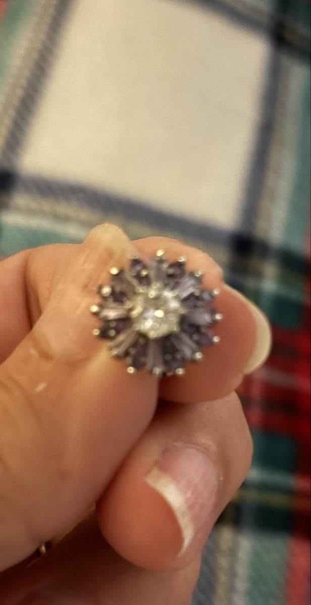Allisonecc11's tweet photo. Help! I got gifted a pair of lilac crystal earrings from my husband from a shop in Malta a few years back. I recently lost one on a Mediterranean cruise this summer. I was wondering if anyone had ever seen another pair like them. I would dearly love to replace them. https://t.co/DOEo3PqraB