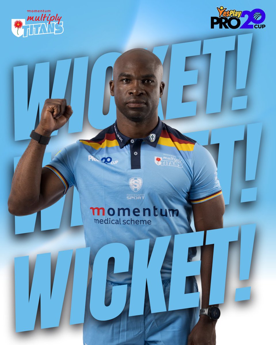 Titans_Cricket's tweet photo. WICKET! π₯
Junior Dala cleans up Van Heerden for 1.π
Another wicket falls as the Sky Blues keep the pressure on.
#WhereLegendsRise #YesPlayPro20 https://t.co/CGhRk8zYev