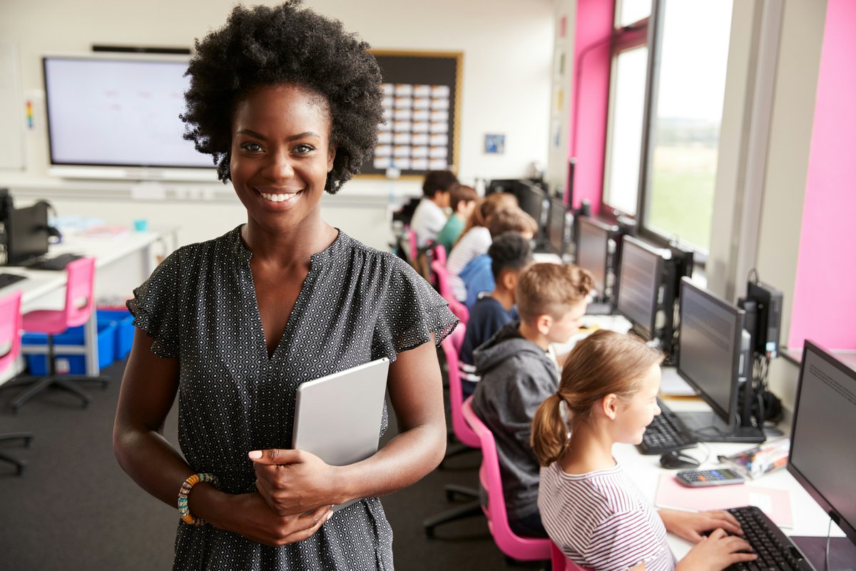 SpecialEdJobsCT's tweet photo. A new school year can bring new opportunities! East Hartford Public Schools is currently hiring a Special Education Teacher and looking for someone ready to make a difference. Could this be the next step in your career? Find out more: https://t.co/I341qK6TwA #CSEES https://t.co/KUUk9BnLjF