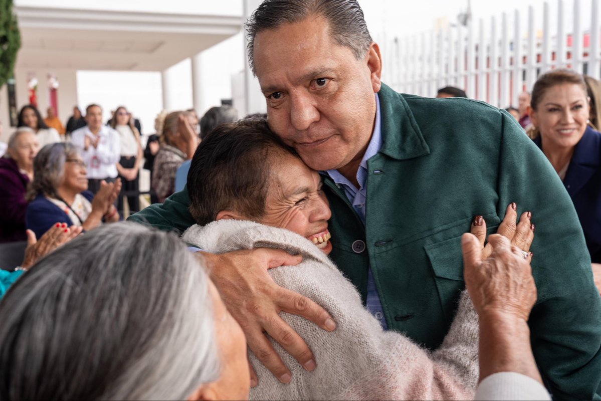 rimoba's tweet photo. 👵🏼👴🏼 En #Toluca, cuidar a quienes han dado tanto por nuestras familias y comunidades también significa ofrecerles espacios dignos, seguros y llenos de vida. https://t.co/NoH1c4ZbD9