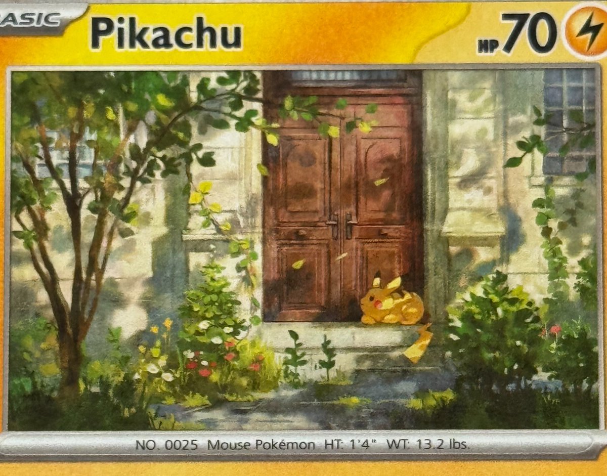 MB_Works's tweet photo. Holy booster bundle and tin day from @BestBuy! I especially love the art on the Pikachu rare 17/30 💛💛 https://t.co/oZkusKEqD0
