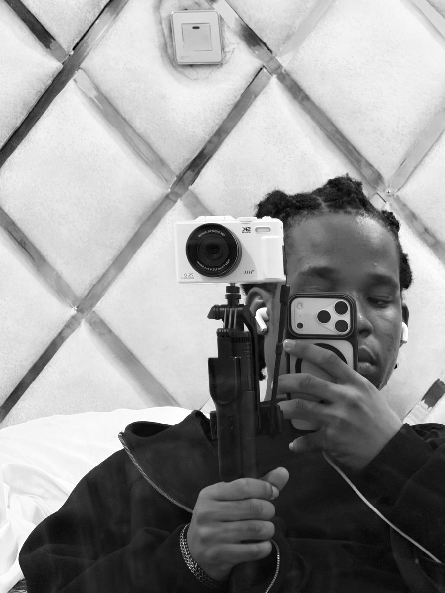 _zicoboy's tweet photo. Stay tuned for the official video next week (I’m not acting, i owned the production) 

She has right to make her own videos with her people, so don’t feel disappointed the official video is not yet released. The ones online is her own content🎬 https://t.co/EYTpTgoIkD