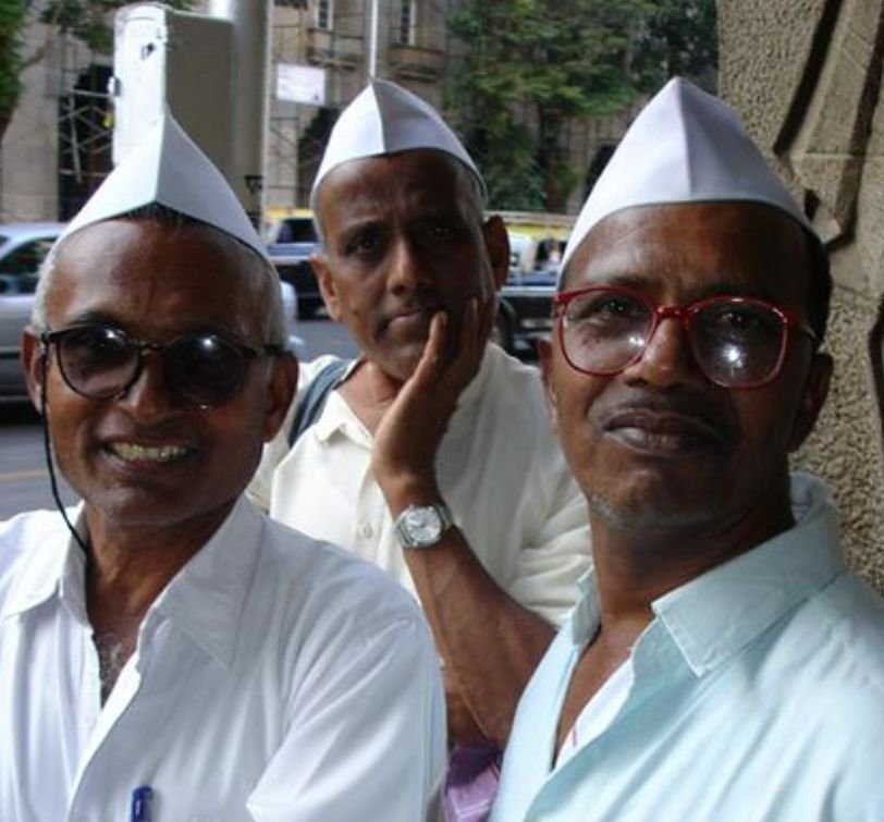 Yuyutsutb's tweet photo. Who would You Prefer 
Marathi-e-parathi or Pandey Gangu ? https://t.co/dsbuI2WaJ5