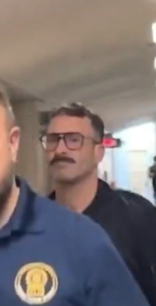 knickerrigger's tweet photo. @nypost Giving Jeffrey Dahmer vibes. https://t.co/kFpf4m1mWs