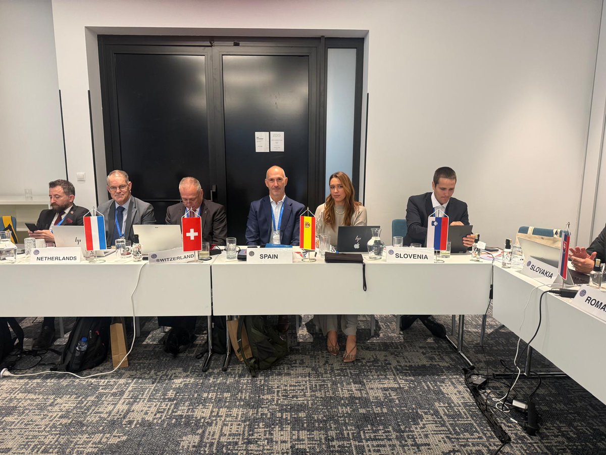 ICOIGT's tweet photo. Hoy nuestros representantes Olga Sáez y Francisco Darder se encuentran en la ciudad de Brno (Chequia) en la asamblea de la CLGE con nuestros homólogos europeos. https://t.co/CMoptXtnTL