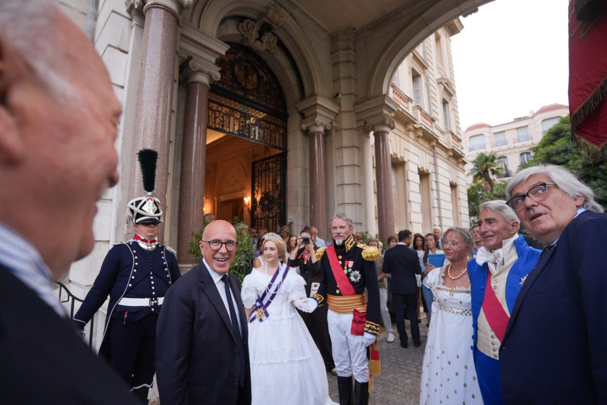 eciotti's tweet photo. Les Journées impériales s'ouvrent ce soir à la Villa Masséna.

André Masséna est né à Nice en 1758. Maréchal d'Empire, duc de Rivoli, prince d'Essling, Napoléon l'appelait l'enfant chéri de la victoire. Son nom est sur notre plus belle place, sur notre lycée, sur cette maison.

Il est l'un des visages de la gloire de Nice. Pendant trois jours, cette mémoire devient celle de tous les Niçois.