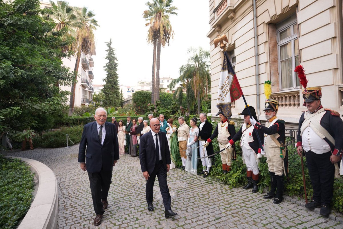 eciotti's tweet photo. Les Journées impériales s'ouvrent ce soir à la Villa Masséna.

André Masséna est né à Nice en 1758. Maréchal d'Empire, duc de Rivoli, prince d'Essling, Napoléon l'appelait l'enfant chéri de la victoire. Son nom est sur notre plus belle place, sur notre lycée, sur cette maison.

Il est l'un des visages de la gloire de Nice. Pendant trois jours, cette mémoire devient celle de tous les Niçois.