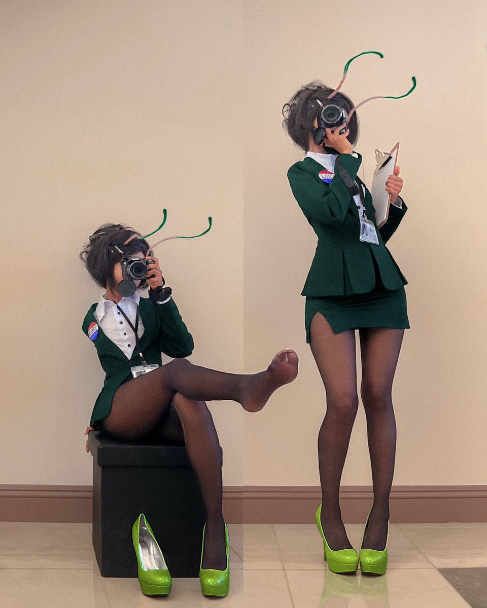 deceased_asf's tweet photo. mr. president i assure u this briefing is of utmost importance 📋

presidential secretary mantis 💚 rivals https://t.co/NhUFKXTrVo