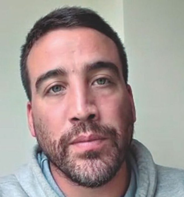 TheVerdugoEc's tweet photo. Ola Bini se une a la lista de deportados, junto con Alondra Santiago y Lautaro Bernat.

Qué hermoso es ver esto. El país no debería dar acogida a izquierdosos apestosos que solo buscan destruirlo con mentiras, calumnias y odio. https://t.co/Mx8sjPAZUo