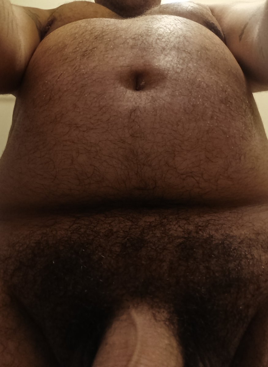 oescritoso's tweet photo. é dia de #fatboyfriday né? https://t.co/xUZ4e5Ld6y