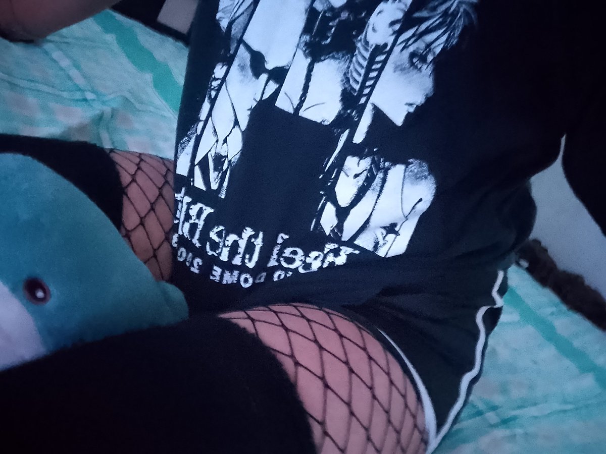 Akipawa123's tweet photo. Lol

#femboy #femboyfriday https://t.co/GyeFgC0rvy