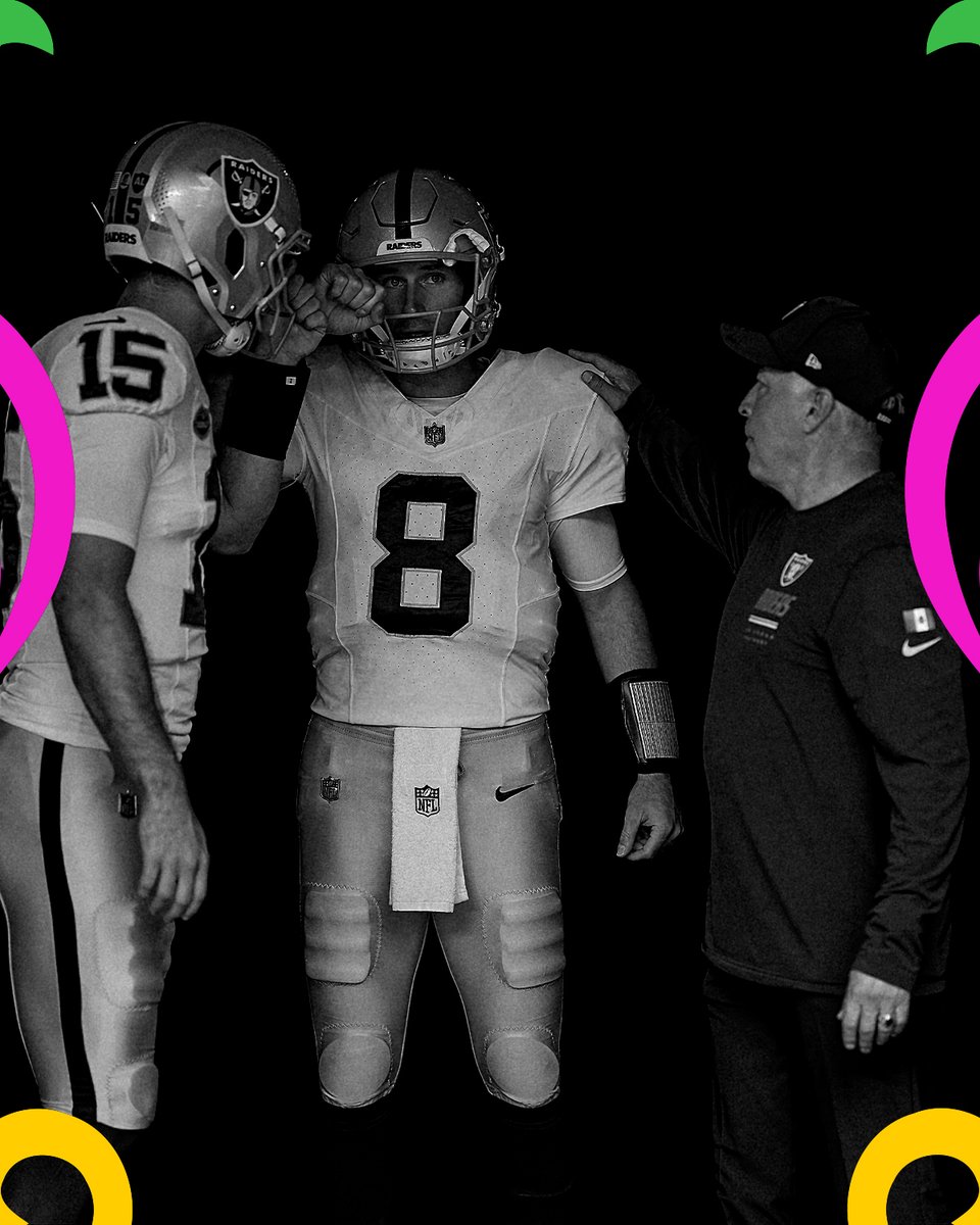 Raiders's tweet photo. Trailblazers and tradition.

Raiders legends showed QB Coach Mike Sullivan how to take pride in your heritage and how "anything is possible."

Read More ➡️ https://t.co/zjzOHehGAs https://t.co/pbtWhOyJ6C
