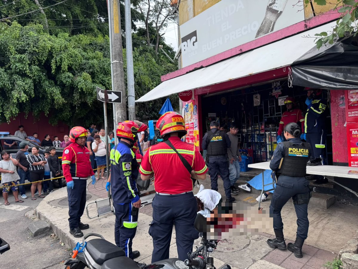 vichoguate's tweet photo. AHORA:

Disparos en colonia Santa  Fe, zona 13.

Dos fallecidos. https://t.co/gxh18TYVi4
