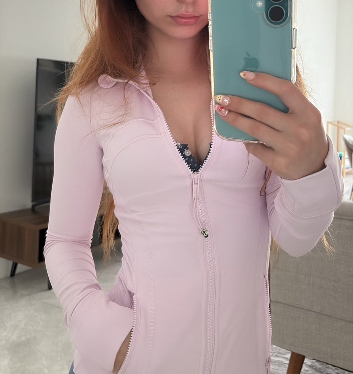 izzyybugg's tweet photo. posting this at 0 followers and waiting for twt magic to happen >_< https://t.co/LUDRFWUsJB