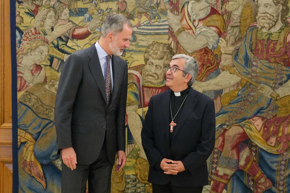 FonsiLoaiza's tweet photo. Conviene recordar que el mayor capo inmobiliario y con más privilegios de España es el fondo buitre de la Iglesia católica con el robo de las inmatriculaciones de Aznar y sin pagar el IBI. Controlan medios de comunicación y son dueños de la COPE con 3 millones de oyentes diarios. https://t.co/XMIj70Huuz
