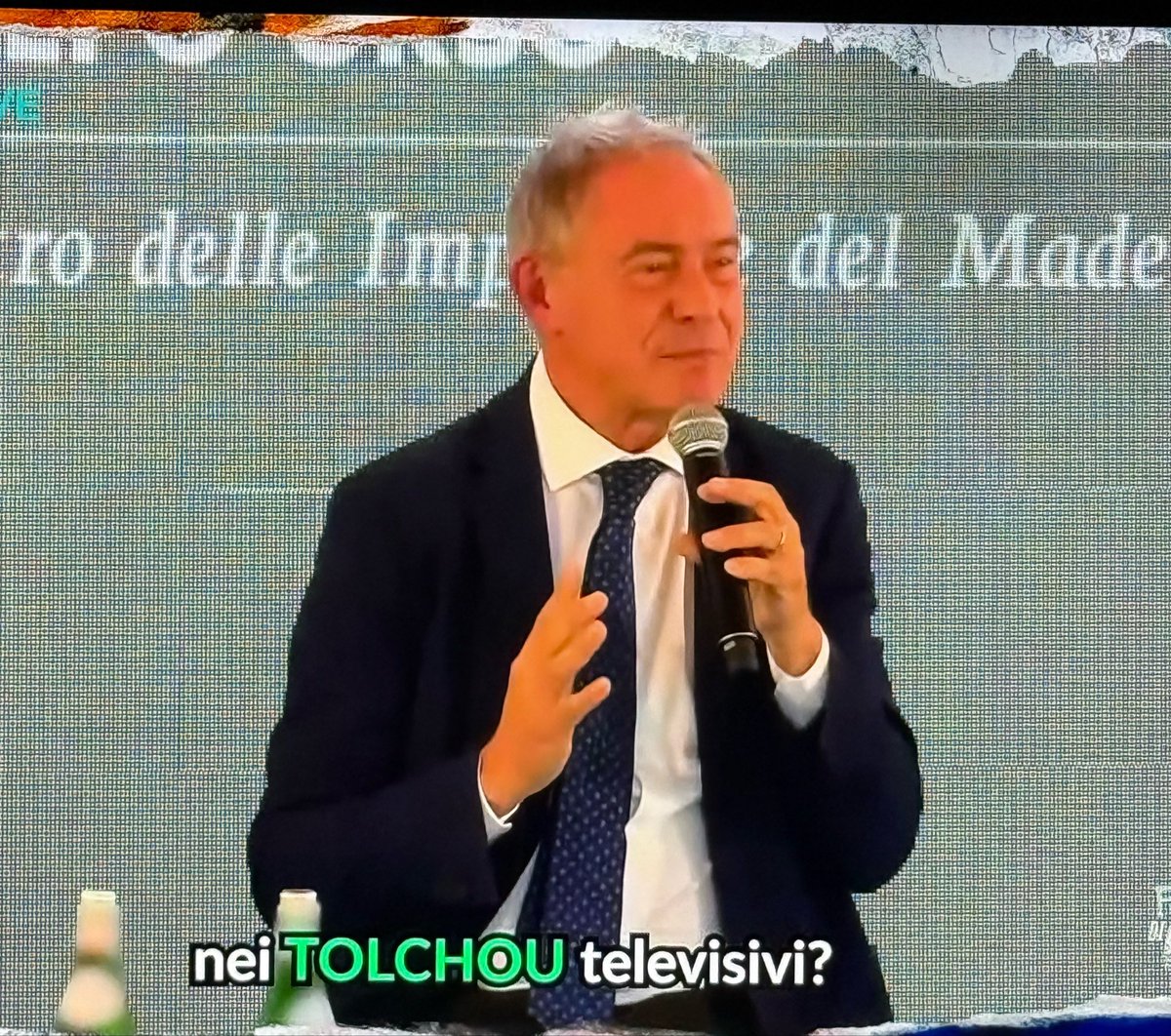 R_o_b_y___'s tweet photo. Oltre ogni infinito, devastante imbarazzo!
Il vuoto siderale di #Urso @adolfo_urso #FratellidiCrozza #GovernodiIncapaci https://t.co/3P0Py68gTS