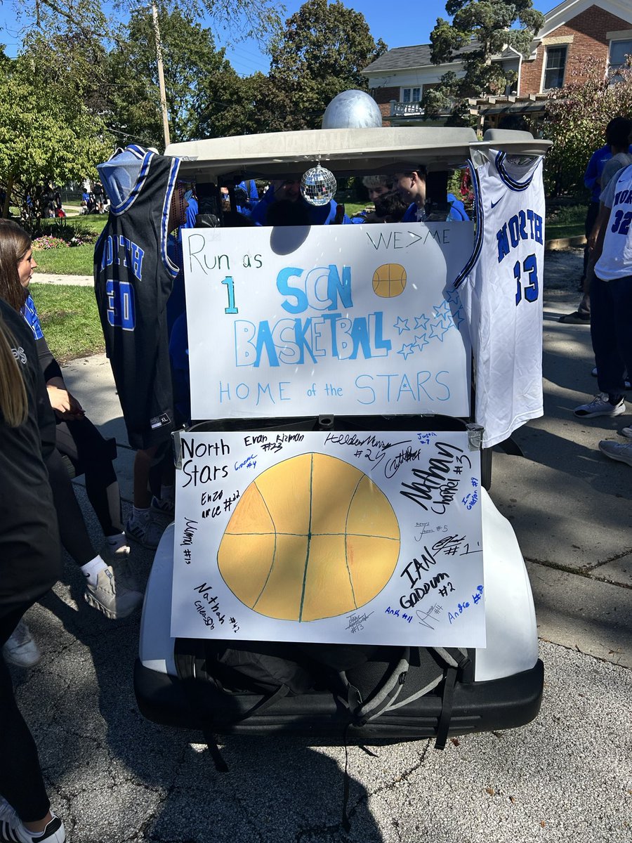 SCNBoysBB's tweet photo. 2026 SCN NORTH STARS 
Homecoming Parade! https://t.co/juD3gCAFba