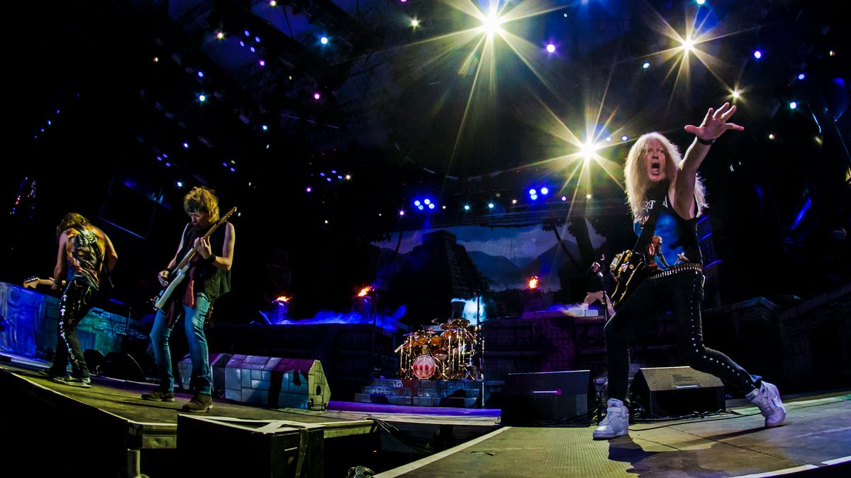 SAMphotograph's tweet photo. #IronMaden2026 #ElSalvador Diez años atrás, la banda @IronMaiden hizo leyenda en su primera presentación en San Salvador, donde reunieron a fans de centroamérica en el Estadio Nacional. Mi documentación fotográfica fue publicada en @RevistaFactum en marzo de 2016. @EShistoria32 https://t.co/hAfmUPNzGS