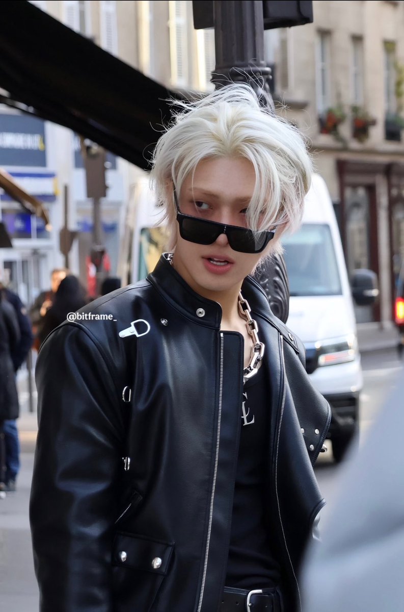 yungisholic's tweet photo. glasses… blonde hair this look is insane https://t.co/7na58FxHOO