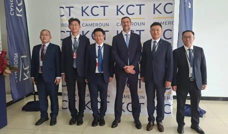237online's tweet photo. Kribi : le président de CHEC en visite chez KCT pour la première fois: Zhang Xiaoqiang a posé le pied sur le terminal à conteneurs de Kribi le 25 septembre 2026. Une première pour le président de China Harbour… www.237online.com/kribi-chec-kct-visite/ #Economie #CHEC #Kribi https://t.co/8j7i9zOQ3y