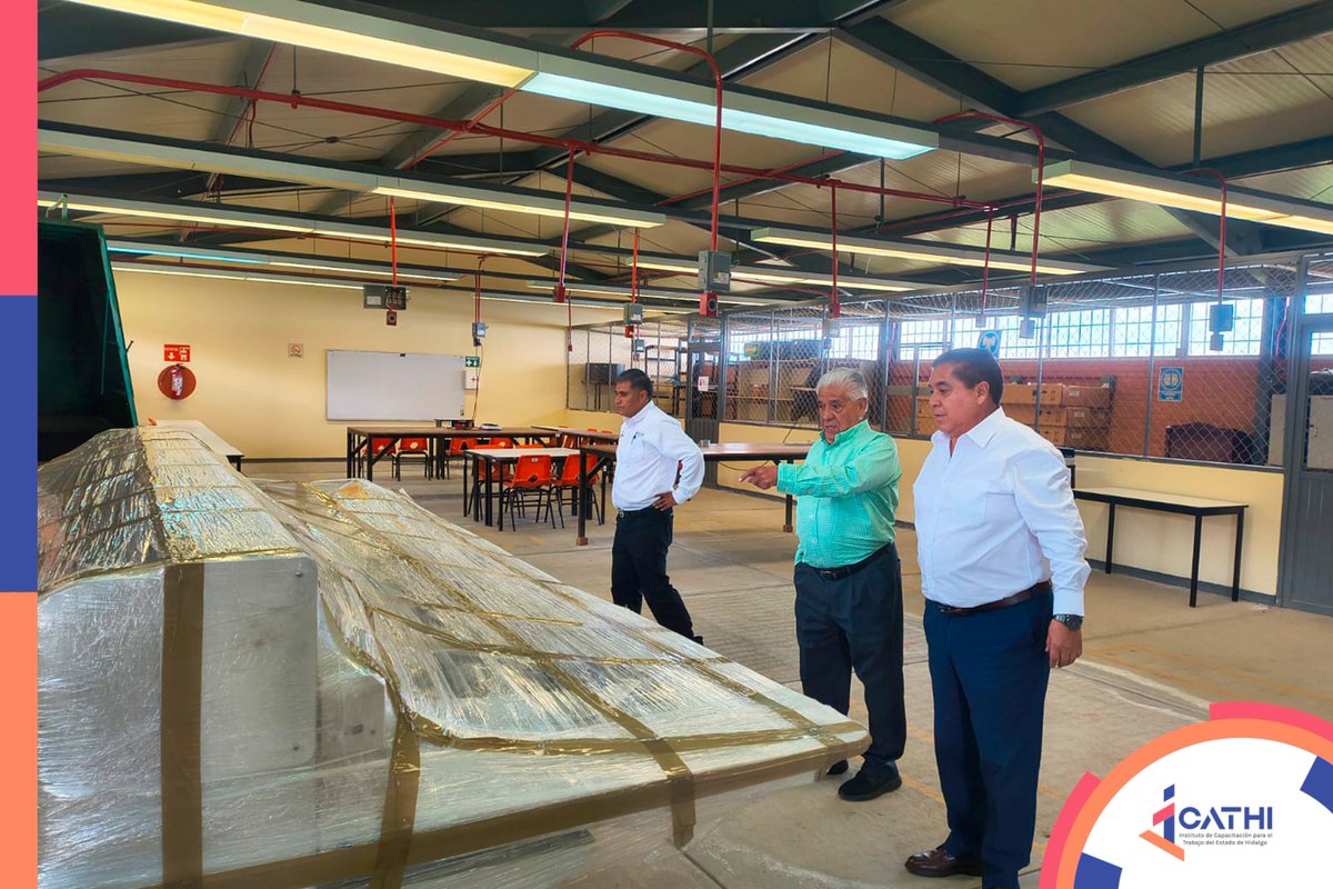 icathi's tweet photo. Nuestro Director, el Mtro. Jorge Acosta , realizó una gira de trabajo y supervisión en el Icathi Plantel Cuautepec, con el objetivo de evaluar el desempeño operativo, revisar el estado de las instalaciones y dar puntual seguimiento a los programas formativos que ahí se imparten. https://t.co/9Ls3eDP7Pb