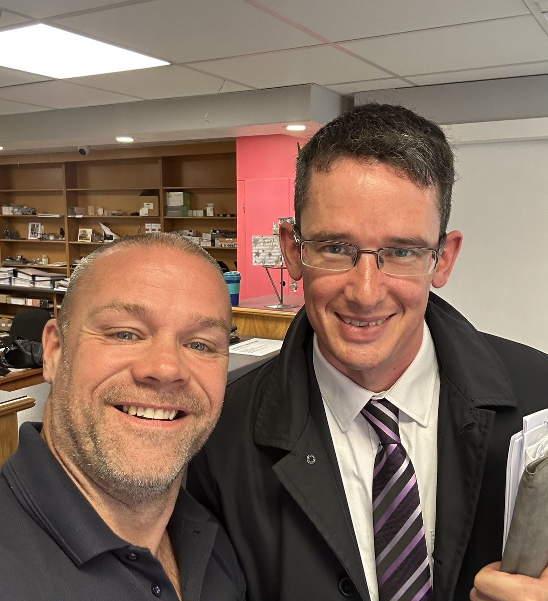 paulmcmanus46's tweet photo. Enoch Burke. 

Had the honor of meeting the legendary Enoch Burke today and got to thank him personally for taking a stand for our Christian faith and family values.

He’s on the right side of history✝️🇮🇪

Sent this to a few mates and the reaction was unbelievable, the man is loved up and down the country. 

A genuine a living legend.  

God Bless you Enoch.