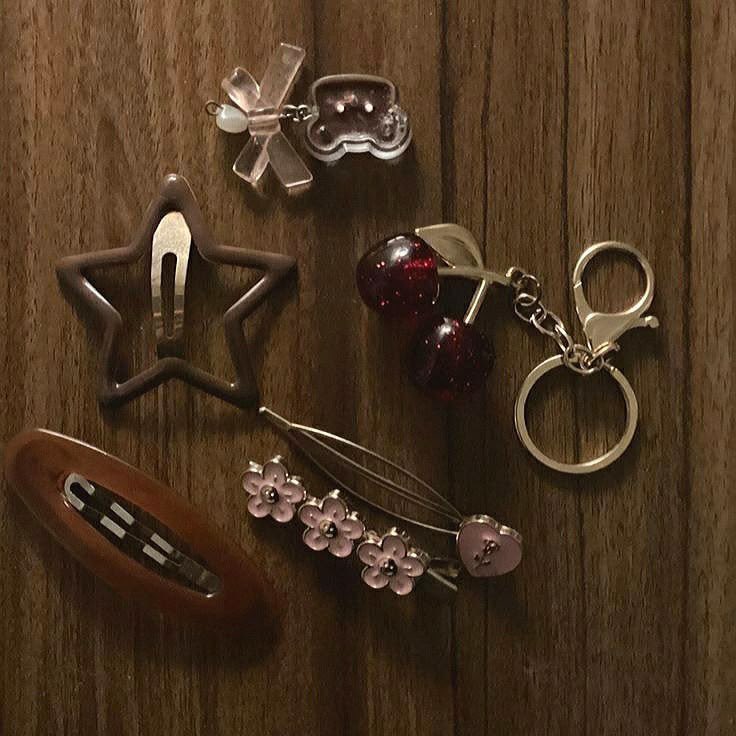 girldreamhouse's tweet photo. autumn accesorys https://t.co/tV2czYczA4