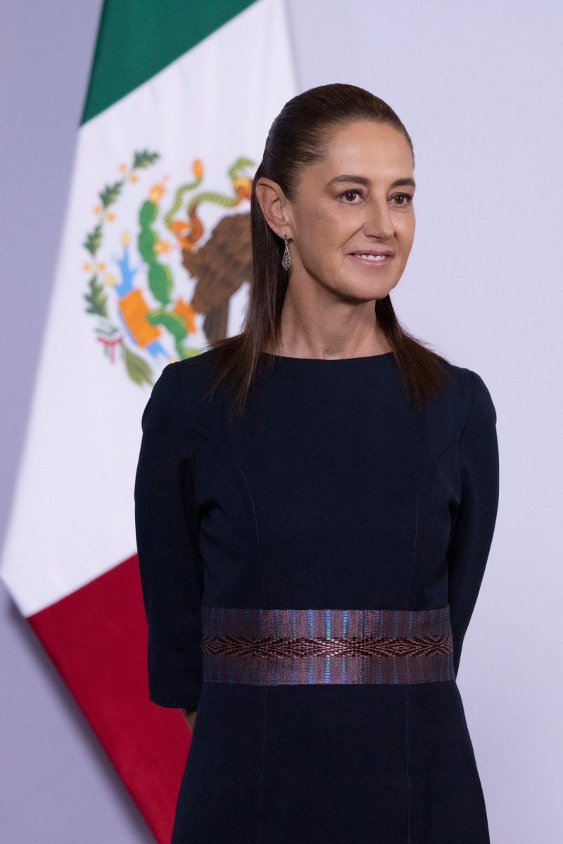 J4feT_25's tweet photo. México vive una ofensiva digital y mediatica sin precedentes.

Buscan tumbar a toda costa a la presidenta @Claudiashein en 2027, ya que falta mucho para 2030 y de aquí a allá ya no estará Trump.

No la dejemos sola, en unos días van por Brasil, ojalá no lo logren.

¡No pasarán! https://t.co/fbziv5yUzJ