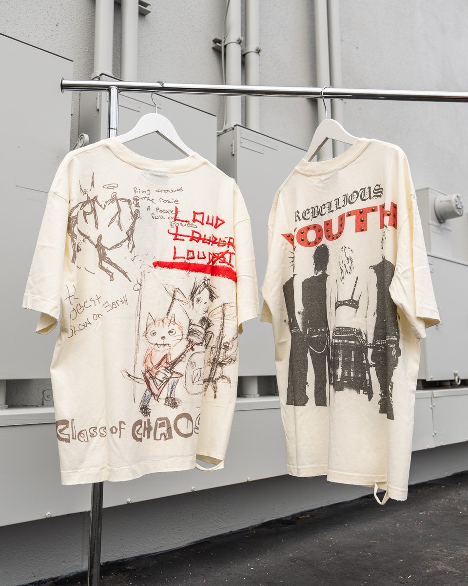 menscloset407's tweet photo. Rockstar energy. 🎸 The new Rolling Loud collection just landed on the site. Bring the festival vibes to your rotation with vintage washed eagle tops, chaotic scribble art graphics.

#MensCloset #RollingLoud #Streetwear #GraphicTees #FreshFits https://t.co/BiDXK84Kar https://t.co/9wIWFKVlF1