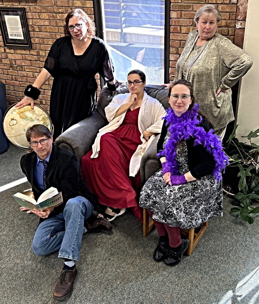 ummbriggs's tweet photo. Briggs Library staff are dressed to impress for #UMNMorrisHomecoming Week! Go Cougars!
#UMNMorrisProud #CougarPride #GoCougars #Homecoming #UMMHomecoming https://t.co/7GSFMmI2ZN