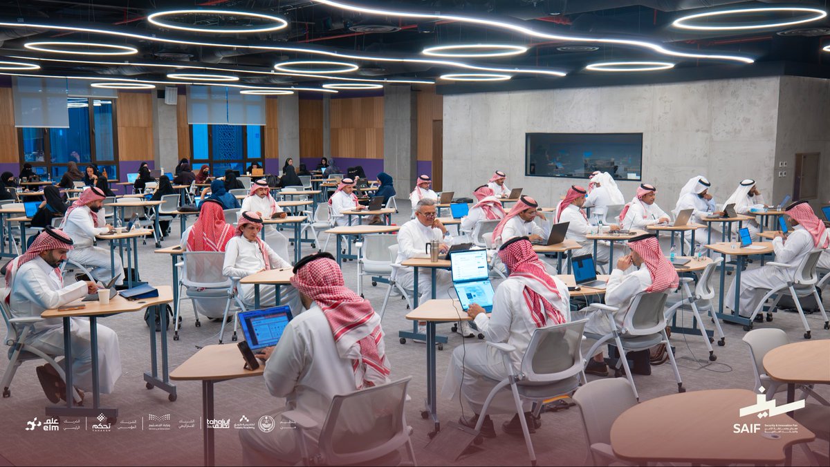 saifair_sa's tweet photo. مرحلة التقييم الأولى تنطلق في سيف 🔍

جانب من أعمال التحكيم الأولي لمشاريع معرض ومسابقة سيف، حيث تقيّم اللجان المشاريع المشاركة وما تقدمه من ابتكارات وحلول تقنية في مختلف مجالات المنافسة.

SAIF’s First Evaluation Stage Begins 🔍

Highlights from the preliminary judging of projects at SAIF, where panels assess participating projects, their innovations, and technical solutions across various competition categories.

#SAIF2026 | #معرض_ومسابقة_سيف