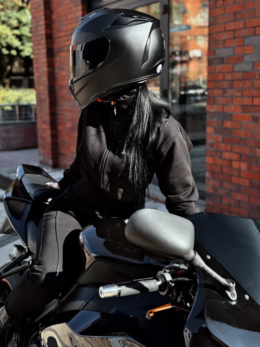 MoreMotorcycles's tweet photo. #AllBlack
#BikerGirl

📷
https://t.co/1UscnF2ntO https://t.co/wgUIk4ZZAB