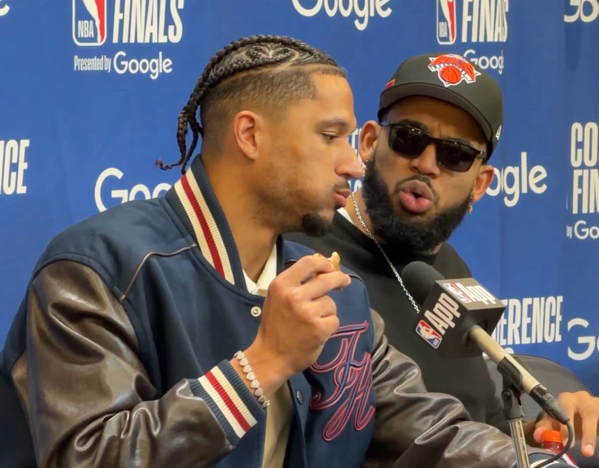 ohmosdefinitely's tweet photo. Got damn! https://t.co/Ymbqe5Jw4U