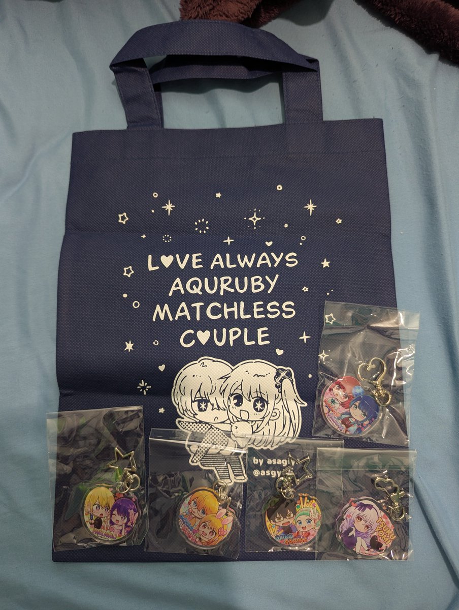 quappai's tweet photo. I got in my two sets today :D (one for me and one for my 妹 @hoshiguke 💫) Individual pics for the rest of the keychains in the replies^^  

#推しの子 #oshinoko #アクルビ https://t.co/Tq0q3SzEVu