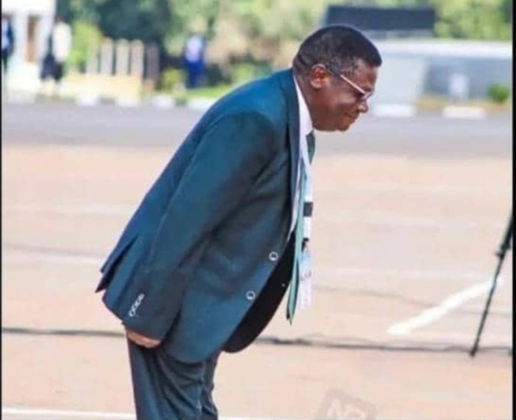KamugashaPromi2's tweet photo. @Esau_Matsiko Muhoozi after talking to his father on the issue of Otafiire https://t.co/5xJgJDHYhF